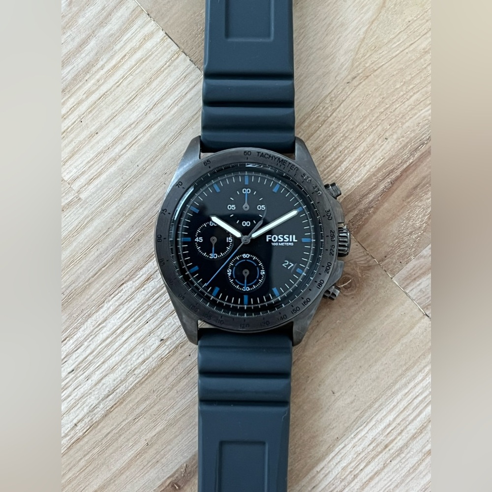 Fossil Chronograph Men’s Watch Black Dial Blue Markers Blue Silicone Strap - Picture 6 of 15